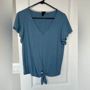 Blue tie front crop